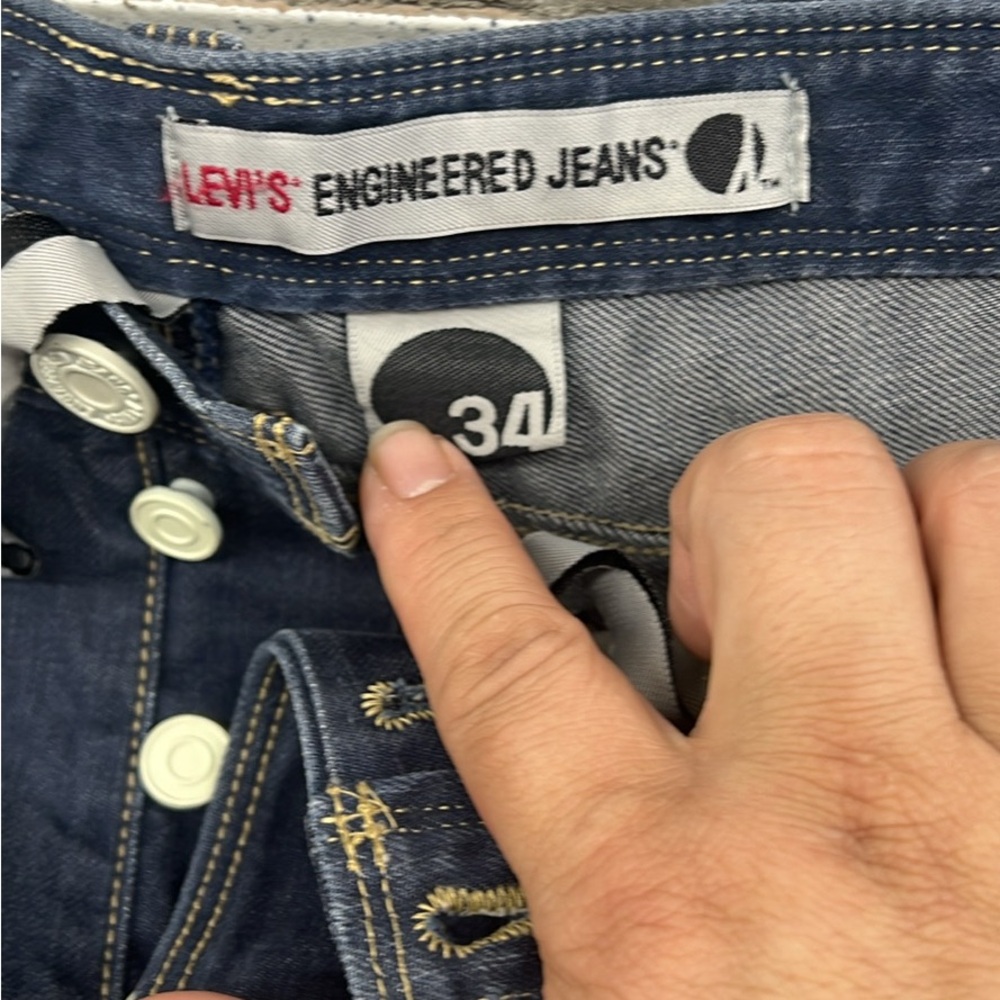 COPY - Levi's Blue Jeans shorts with Distressed Denim and Contrast Stitching